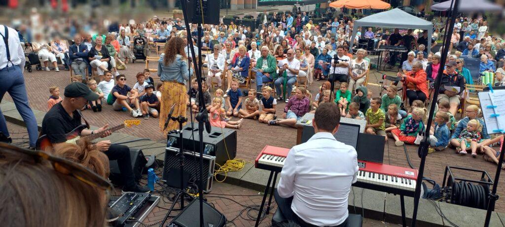 Buiten optreden in ridderkerk